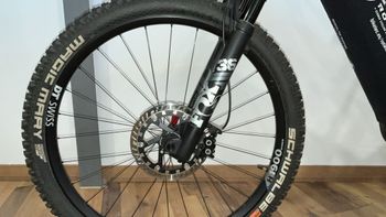 Używany Rotwild RX750 Core 2023 - Talla M 2023 Mountainbike — zdjęcie 14 z 19