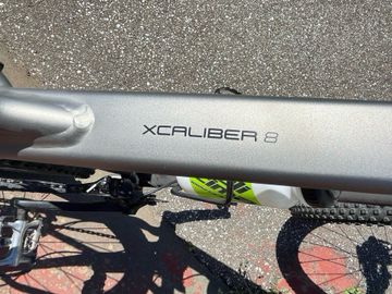 Gebrauchtes Trek X-Caliber 8 2020 2020 Mountainbike, Hellgrau, 27.5 — Bild 4 von 8