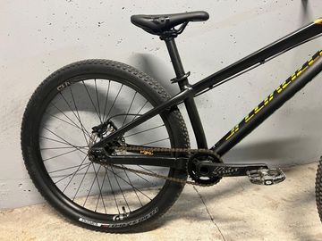 Specialized P.3 2021 2021 Mountainbike de segunda mano, Negro — imagen 2 de 4