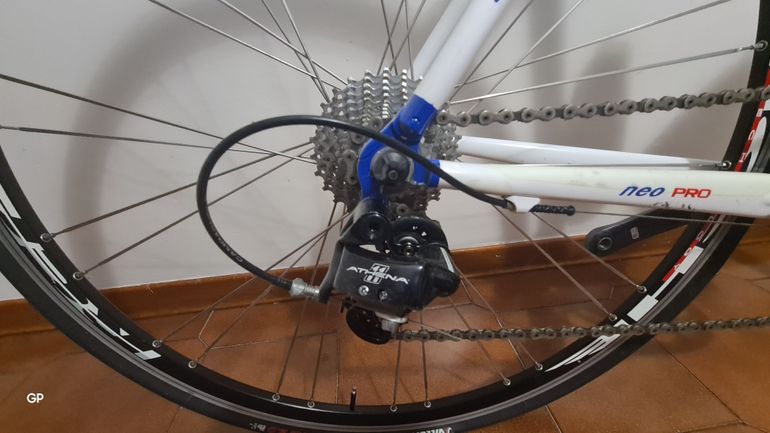 Tweedehands De Rosa Neo Pro 2011 Road & Gravel — afbeelding 2 van 11