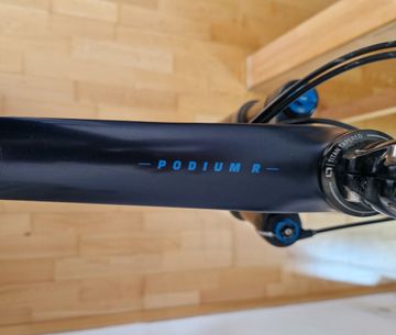 Brugt Mondraker PODIUM CARBON R 2022 2022 Mountainbike — billede 5 af 5