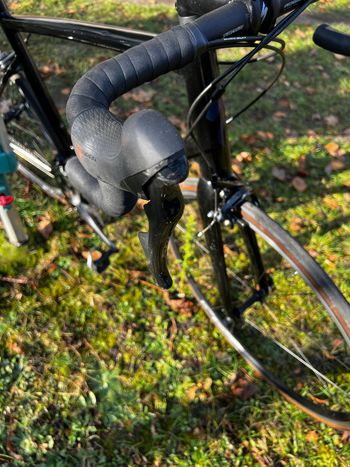 Used Specialized Allez Elite 2019 2019 Road & Gravel, Black — image 3 of 12
