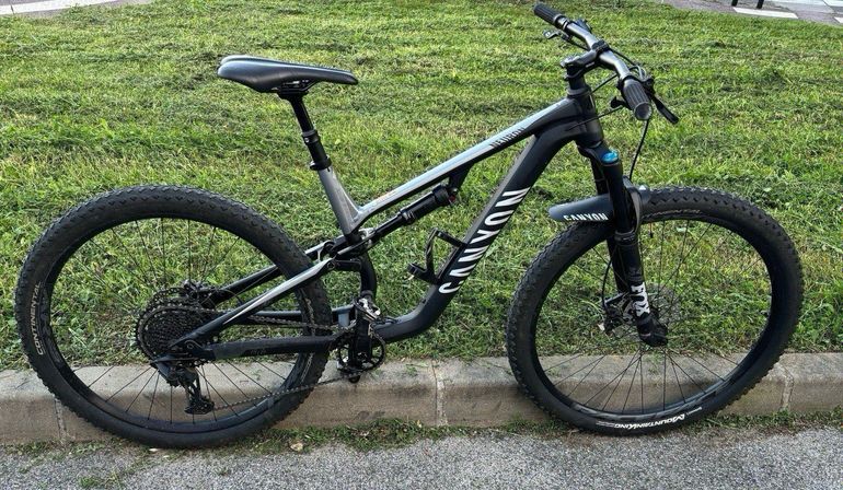 Used Canyon Neuron AL 7.0 2020 2020 Mountainbike, Nero — image 1 of 5