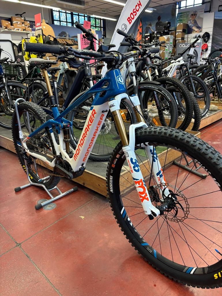 Used Mondraker Crafty Carbon RR 2020 2020 Mountainbike, White, 29 — image 7 of 7