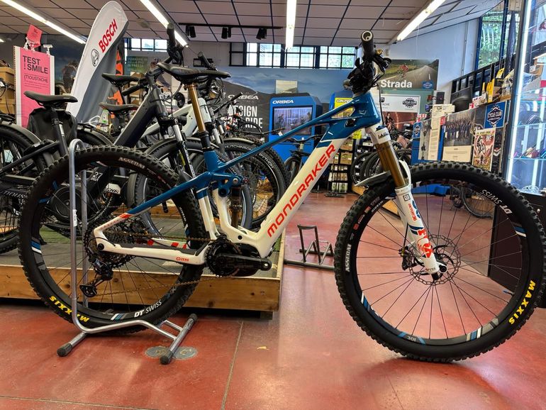 Used Mondraker Crafty Carbon RR 2020 2020 Mountainbike, White, 29 — image 1 of 7