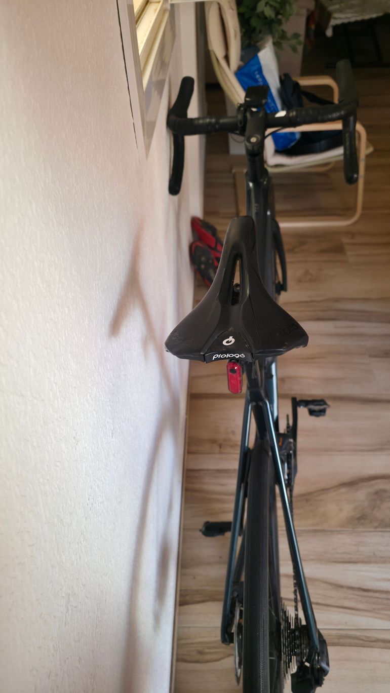 Used Giant Tcr Shimano 105 Di2 2025 Road & Gravel, Green — image 1 of 6