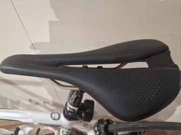 Used Pinarello Fp1 2012 Road & Gravel, White — image 7 of 9