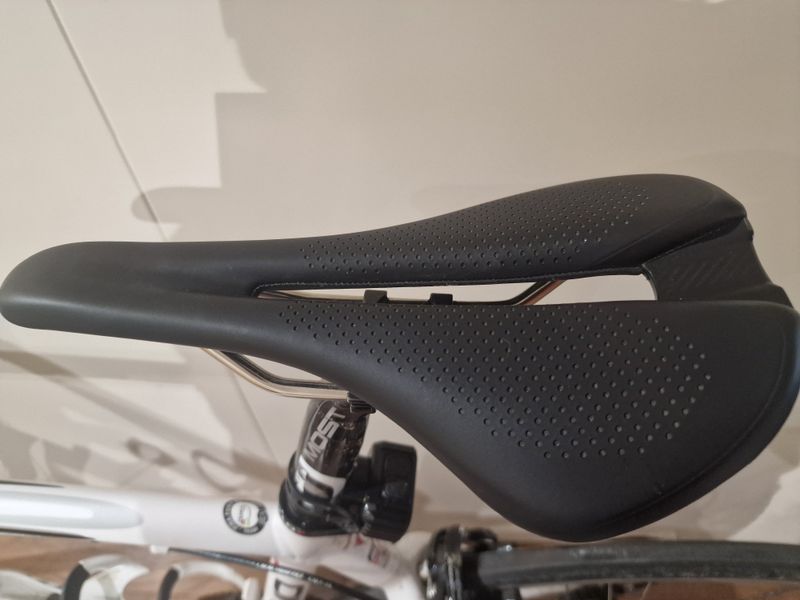 Used Pinarello Fp1 2012 Road & Gravel, White — image 7 of 9
