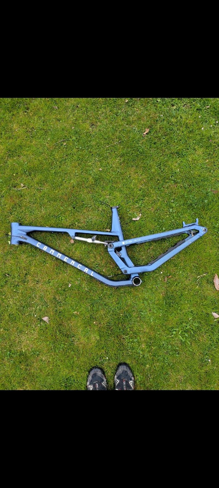 Used Commencal META SX V5 RACE 2023 2023 Mountainbike, Blu — image 3 of 8