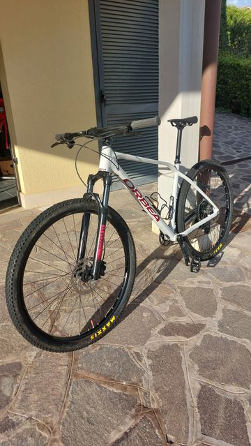 Tweedehands Orbea ALMA H20 2021 2021 Mountainbike — afbeelding 1 van 7