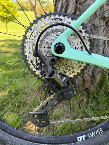 Used Orbea ALMA M25 2022 2022 Mountainbike, Green, 29 — image 4 of 5