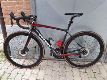 Used Trek Emonda Shimano Ultegra 2019 Road & Gravel — image 2 of 3