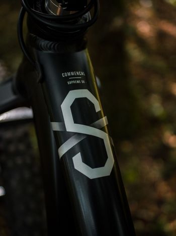 Used Commencal SUPREME SX 2018 Mountainbike, Black — image 5 of 7