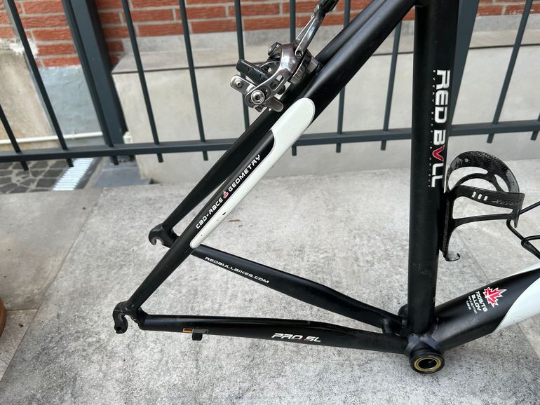 Used Red Bull (Rose) Pro SL 2011 Road & Gravel, Black — image 3 of 7