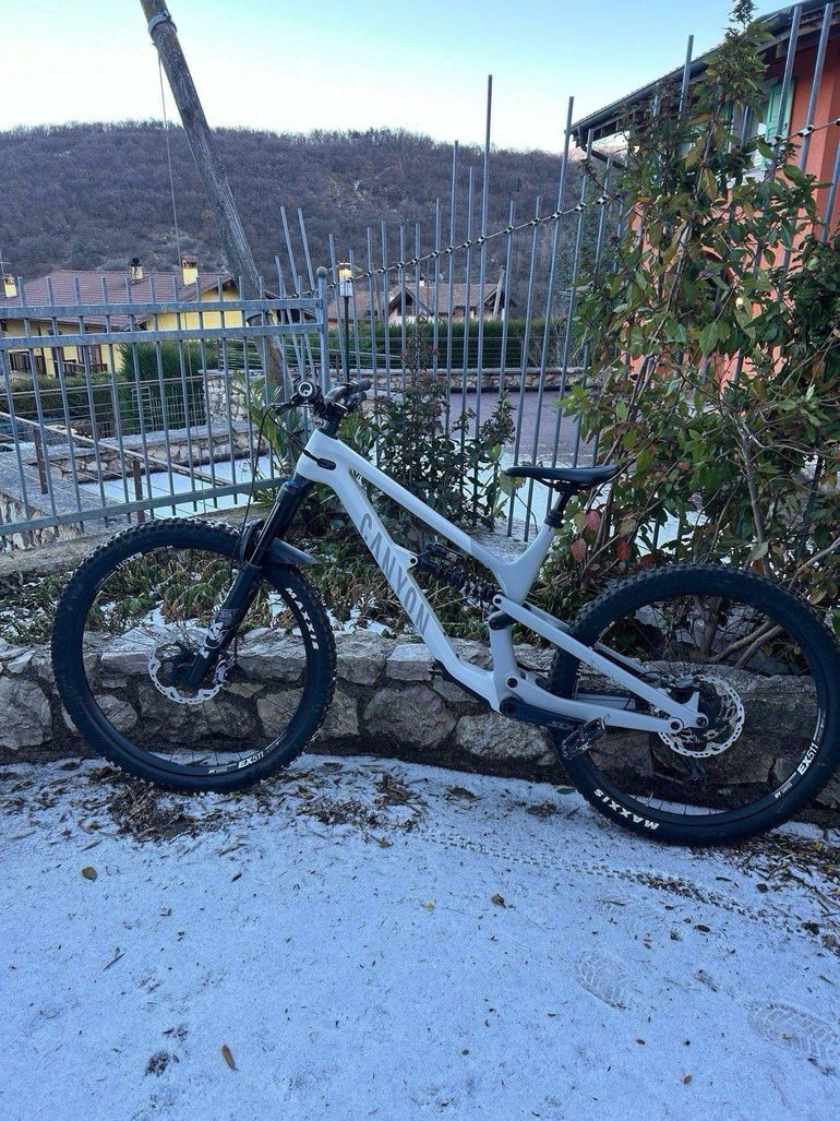 Used Canyon Spectral 125 CF 7 2024 2024 Mountainbike — image 1 of 6