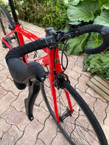 Used Trek Emonda Shimano Sora 2019 Road & Gravel, Red — image 2 of 4