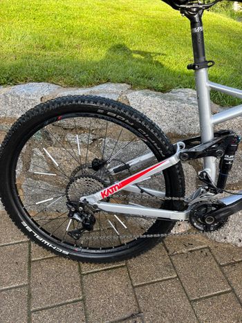 Used Ghost Kato FS 2.7 AL U 2020 2020 Mountainbike, Light Gray, 27.5 — image 2 of 12