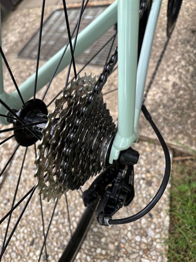 Used Canyon Endurace 7 RB 2023 2023 Road & Gravel — image 6 of 9