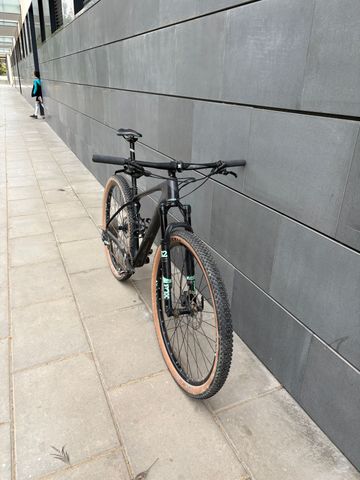 Used Orbea ALMA M30 2019 2019 Mountainbike, Black, 27.5, 29 — image 2 of 5
