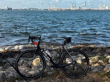 Used Trek E2 2019 Road & Gravel, Black — image 2 of 4