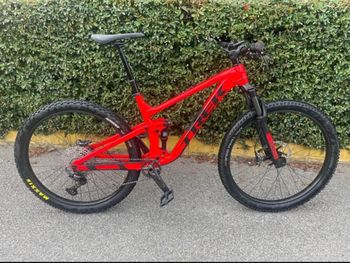 Trek Top Fuel 5 2024 2024 Mountainbike usato, Rosso — immagine 5 di 7