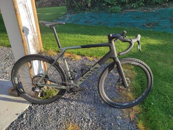 Used Canyon Grail CF SLX 8 AXS 2024 2024 Road & Gravel, Light Gray — image 1 of 3