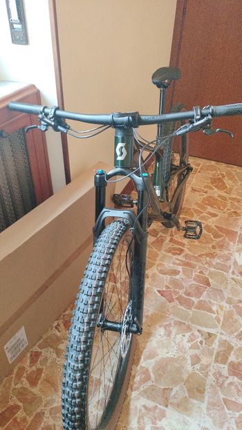 Used Scott Spark RC Comp 2024 2024 Mountainbike, Green, 29 — image 2 of 3