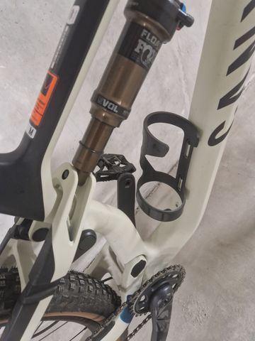 Used Canyon Neuron CF 9 SL 2022 2022 Mountainbike, Black, 27.5, 29 — image 7 of 9