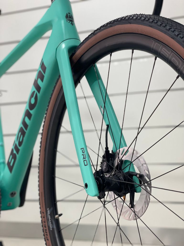 Brugt Bianchi Impulso PRO GRX 820 disc 2024 2024 Road & Gravel — billede 4 af 4