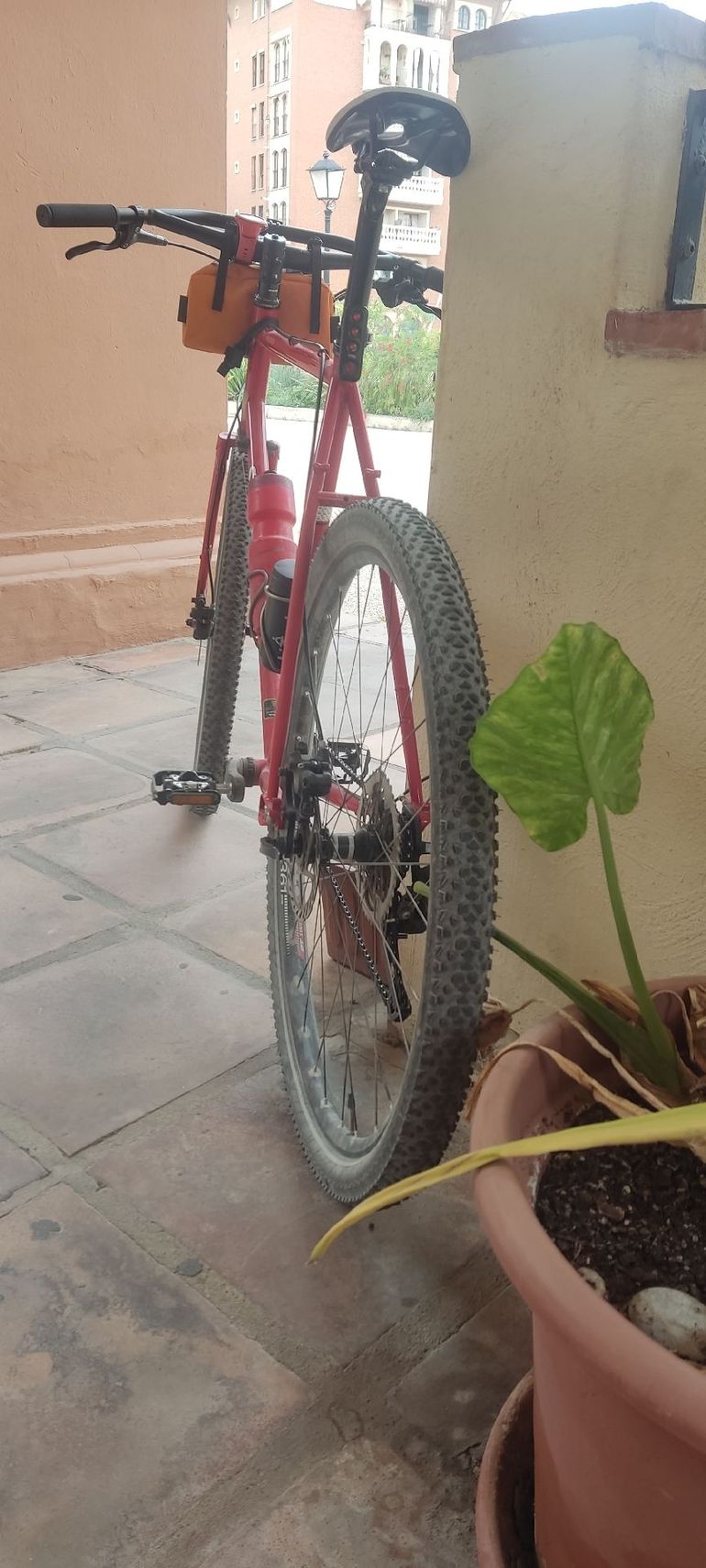 Used Soma Wolverine 2019 Road & Gravel, Red — image 5 of 5