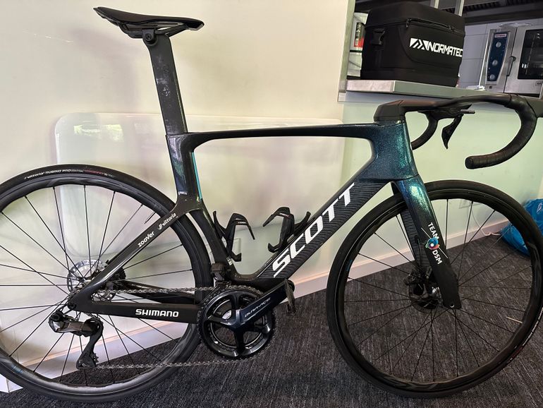 Brugt Scott Foil RC Team Dsm 2024 Road & Gravel — billede 3 af 4