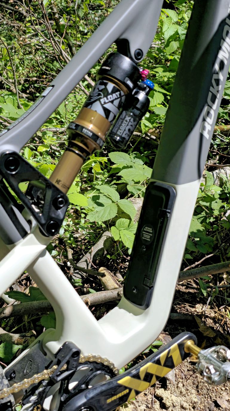 Used Rocky Mountain Instinct Carbon Frameset Frameset 2024 Mountainbike, Light Gray — image 4 of 4