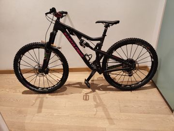 Used Santa Cruz Bronson Shimano Deore XT 2017 Mountainbike, Black — image 5 of 5