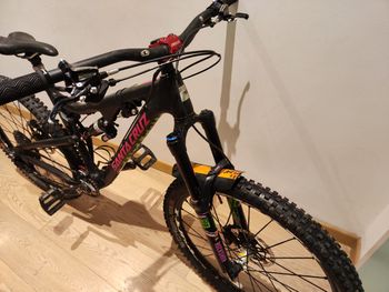 Gebrauchtes Santa Cruz Bronson Shimano Deore XT 2017 Mountainbike, Schwarz — Bild 3 von 5