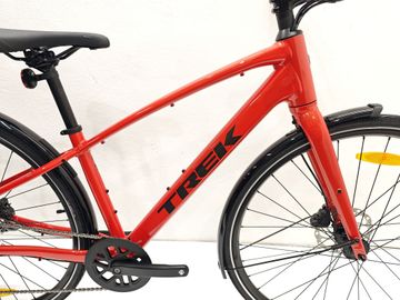 Used Trek 2 2025 Road & Gravel, Red — image 10 of 12