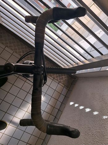 Used Specialized Sequoia 2018 2018 Road & Gravel, Black — image 6 of 7