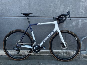 Used Ridley Helium Disc - Sram Rival AXS 2x12sp 2023 Powermeter & Carbon Wheels 2023 Road & Gravel