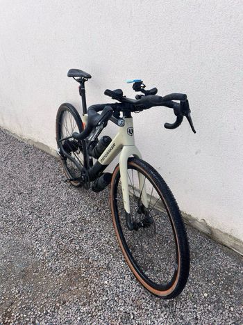 Mondraker DUSTY R 2023 2023 Road & Gravel usato, Grigio chiaro — immagine 3 di 3