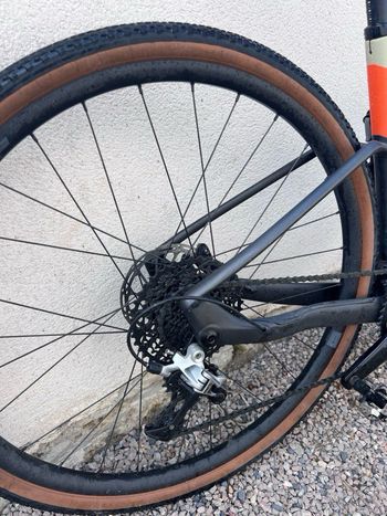 Mondraker DUSTY R 2023 2023 Road & Gravel usato, Grigio chiaro — immagine 2 di 3