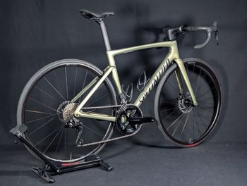 Used Specialized Tarmac SL7 Comp - Shimano 105 Di2 2025 2025 Road & Gravel — image 6 of 20