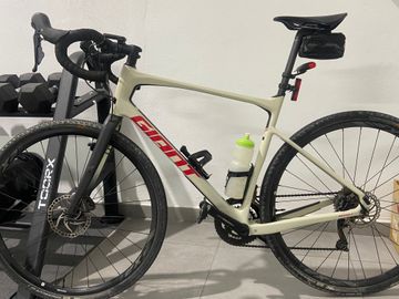Brugt Giant Revolt Advanced 2 2020 2020 Road & Gravel