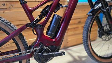 Używany Specialized Turbo Levo Expert 2022 2022 Mountainbike — zdjęcie 5 z 15
