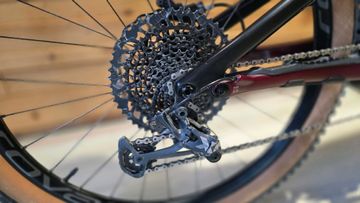 Używany Specialized Turbo Levo Expert 2022 2022 Mountainbike — zdjęcie 7 z 15
