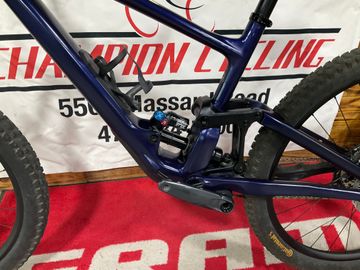 Used Specialized Enduro Comp 2022 2022 Mountainbike, Blue, 29 — image 3 of 5
