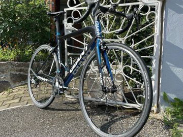 Used Giant TCR Advanced 1 2011 2011 Road & Gravel, Black — image 2 of 10