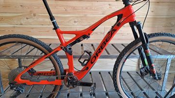 Tweedehands Orbea Oiz Shimano Deore XT 2022 Mountainbike — afbeelding 7 van 12