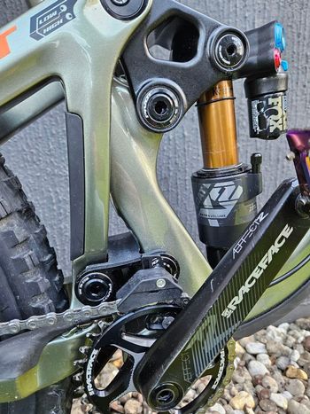 Używany Pivot Pro 2022 Mountainbike — zdjęcie 17 z 24