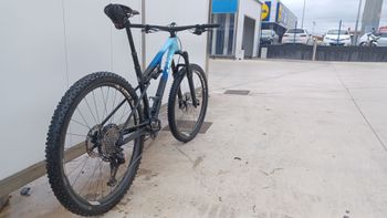 Używany ARC8 Essential XT 2024 2024 Mountainbike — zdjęcie 18 z 20