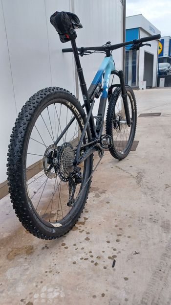Używany ARC8 Essential XT 2024 2024 Mountainbike — zdjęcie 19 z 20