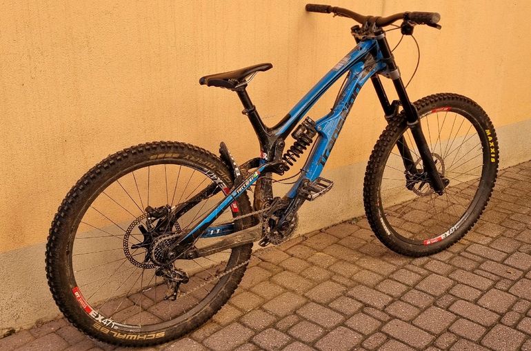 Brugt Transition TR11 CARBON COMPLETE GX 2019 2019 Mountainbike — billede 1 af 4